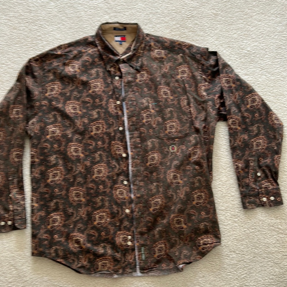 Beautiful like new Tommy Hilfiger button down.